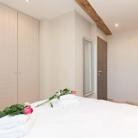 Apartment Maison Marina - Absoluty - New-luxury Old - 1st Row Sea View Terrace
