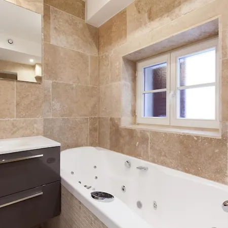 Maison Marina - Absoluty - New-luxury Old - 1st Row Sea View Terrace Antibes