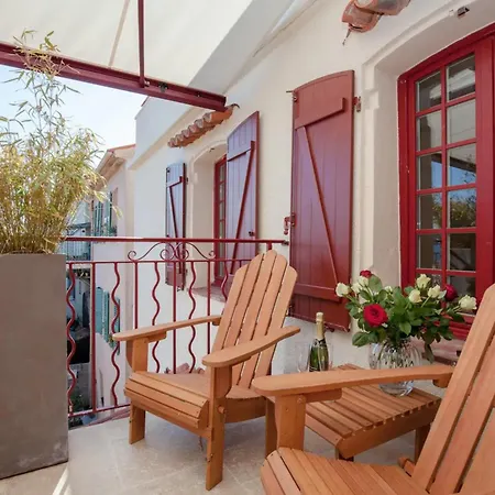 Apartment Maison Marina - Absoluty - New-luxury Old - 1st Row Sea View Terrace Antibes